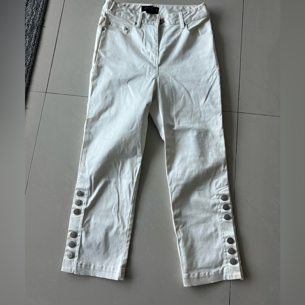 Cropped off white boutique pants